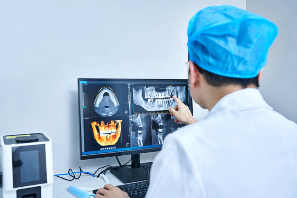Best Emergency Wisdom Teeth Removal in Village Green, NY